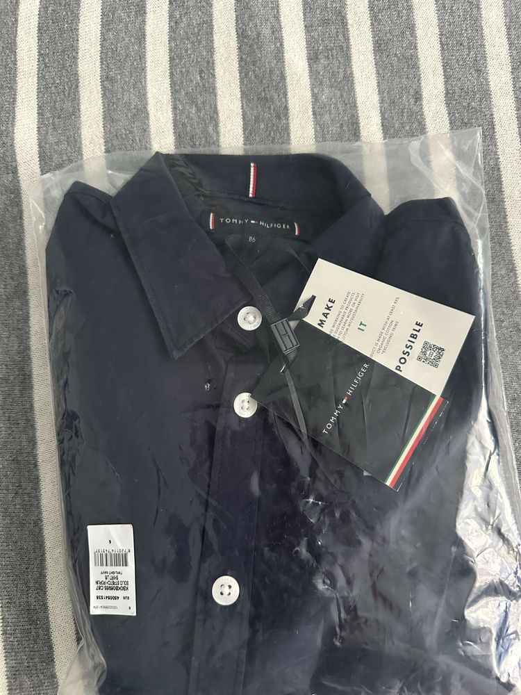 Moschino, Tommy hilfiger, Dsquared2, Guess, Boss kids