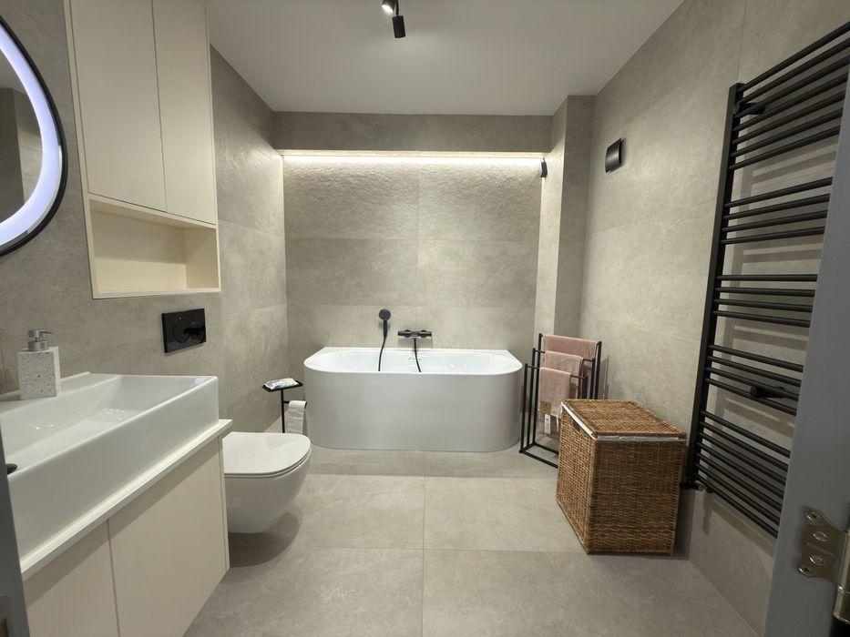 Apartament 90 m2,Obcini,Bloc Nou