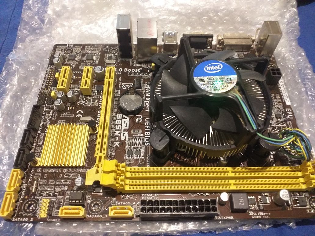 Placa de baza Asus b 85m