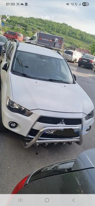 Mitsubishi outlander 4x4 2011