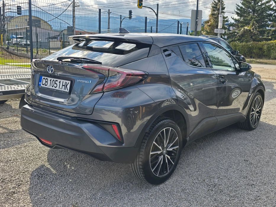 Toyota C-HR 1.8i HYBRID/Лизинг