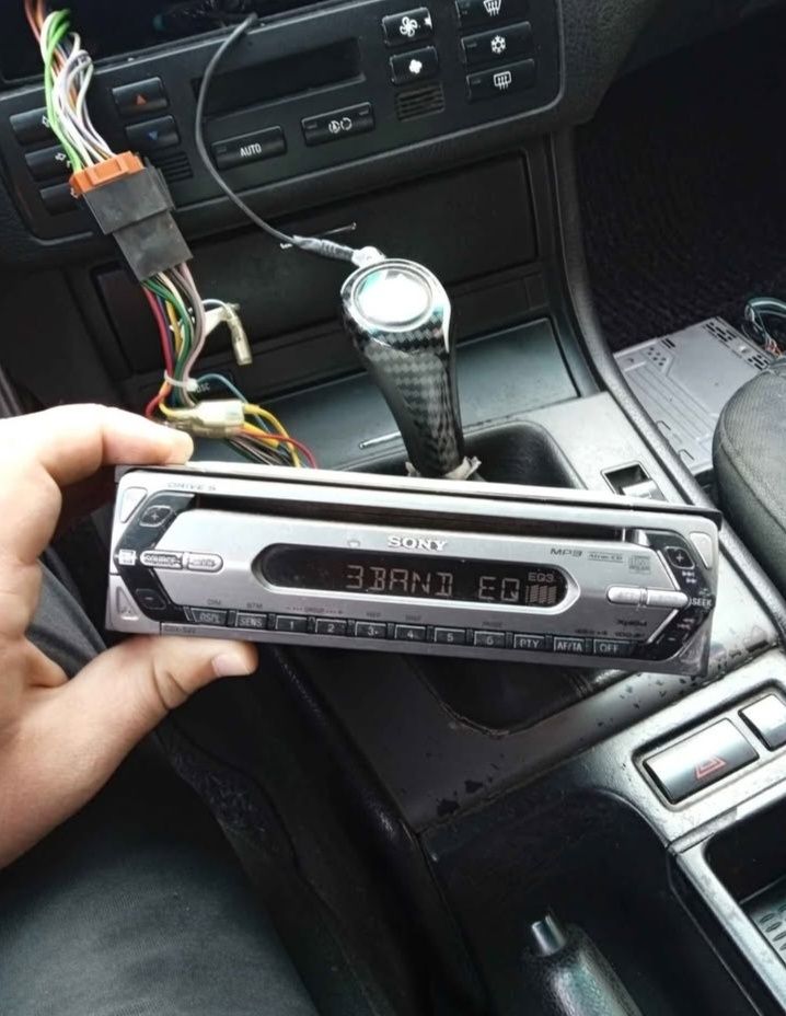 Cd за кола sony model cdx s22