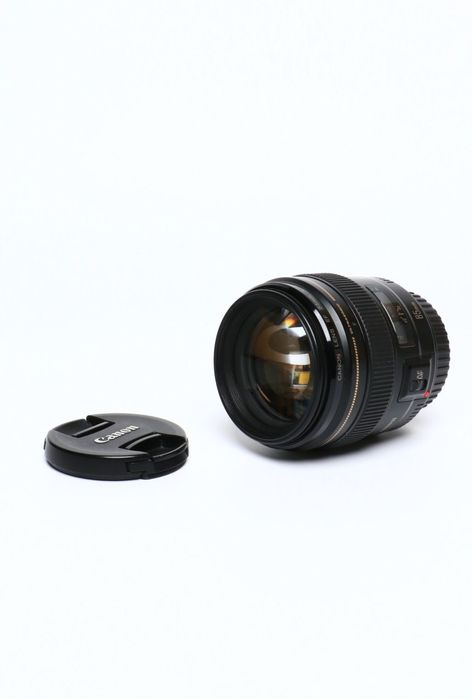 Canon EF 85mm 1.8 USM