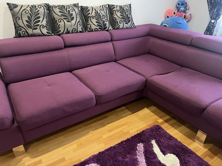 Coltar ,mobila si covor