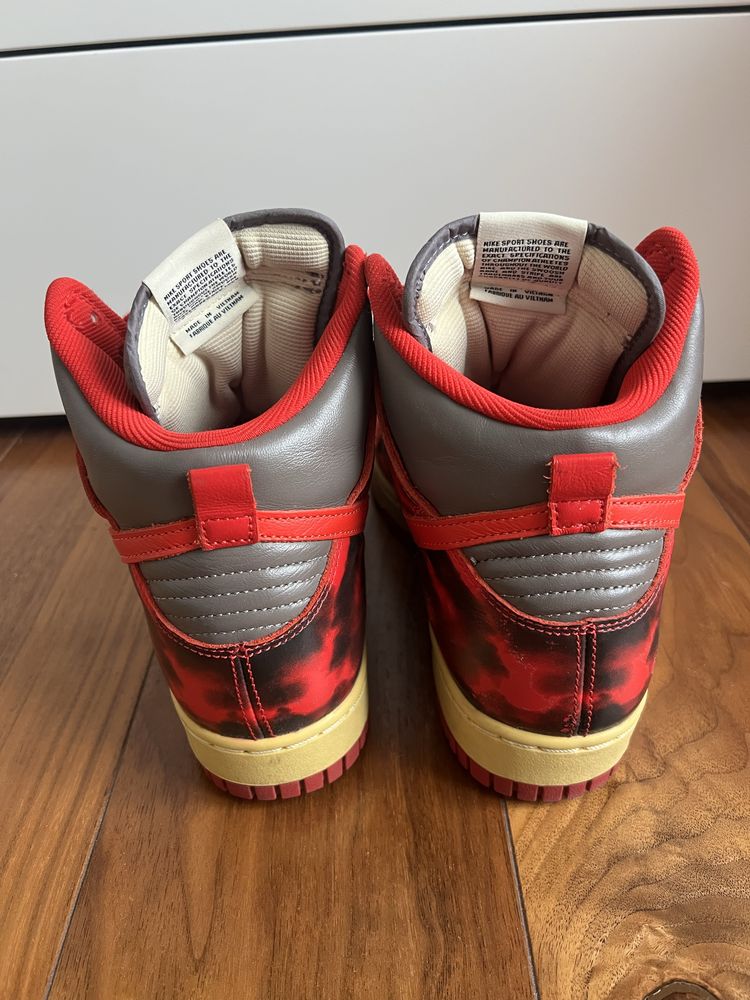 Маратонки- Nike dunk high “Red acid wash 95”