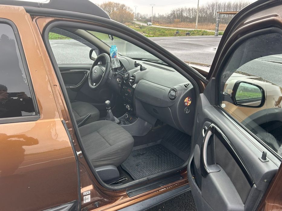 Vand Dacia Duster 4x4