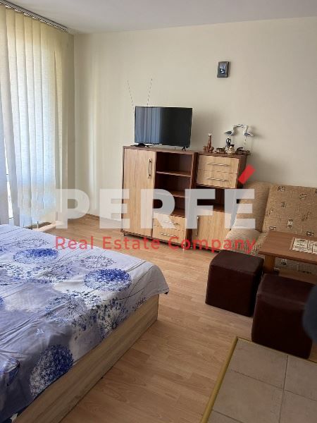 Продава се Едностаен апартамент в к.к. Слънчев бряг - 40 кв.м за 1425 €/кв.м - Снимка #1