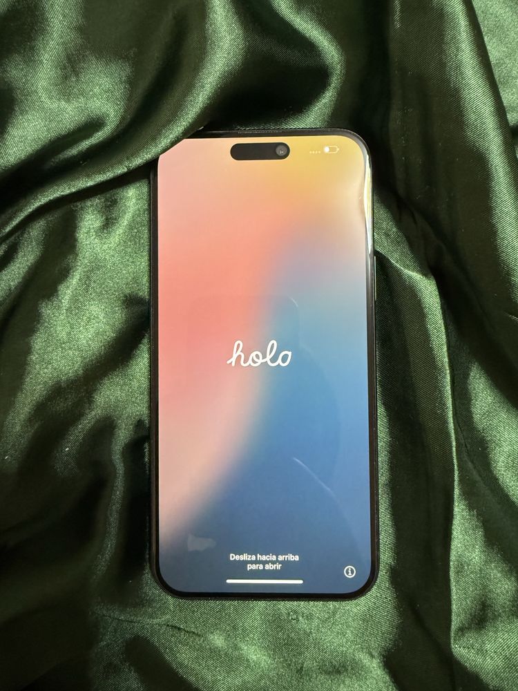 iPhone 15 Plus 128GB батерия 84% с кутия и аксесоари