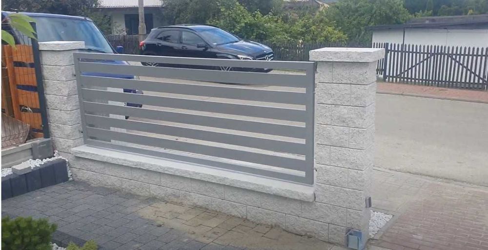MODELE MODERNE DEOSEBITE Porti Gard Balustrada Jaluzea Fier Forjat