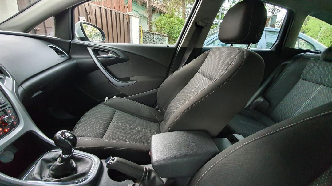 Opel ASTRA J 1.6 EcoFlex Euro6