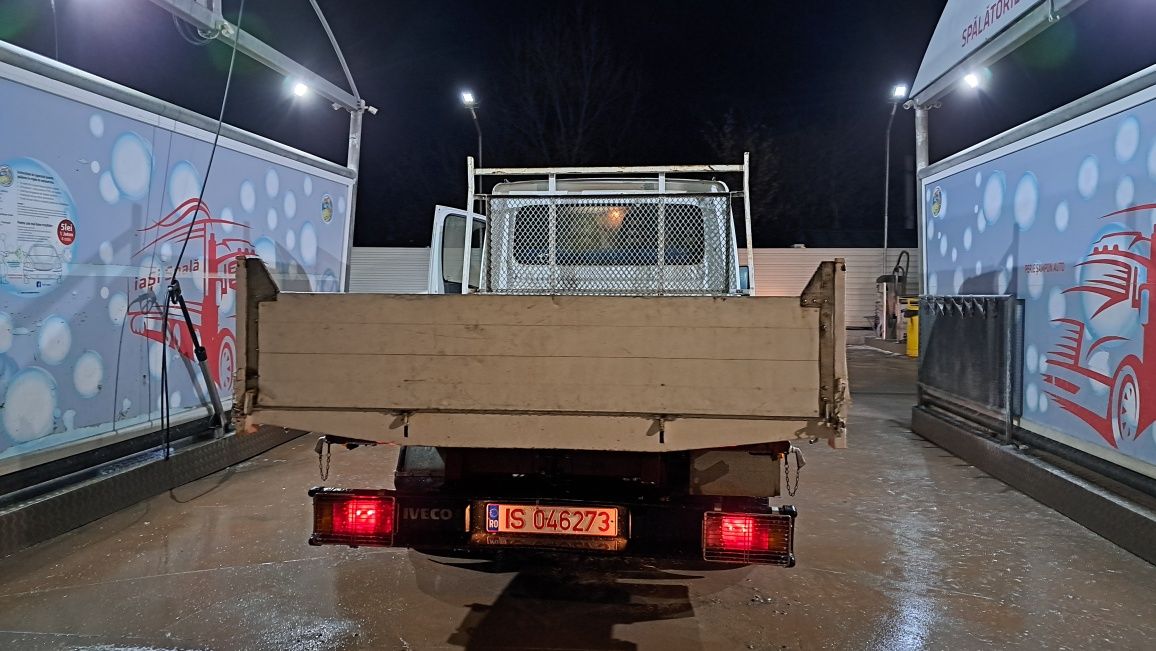 Vând Iveco Daily Doka.