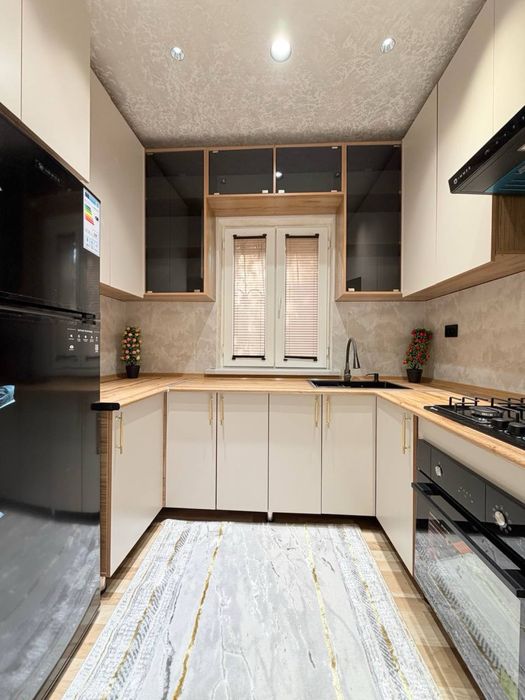 Срочно продаётся квартир Мирзо Улугбек  метро