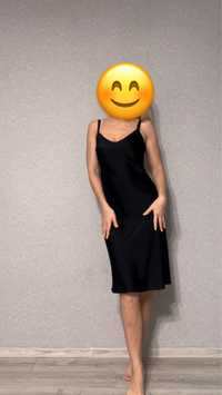 Платье черное по фигуре
