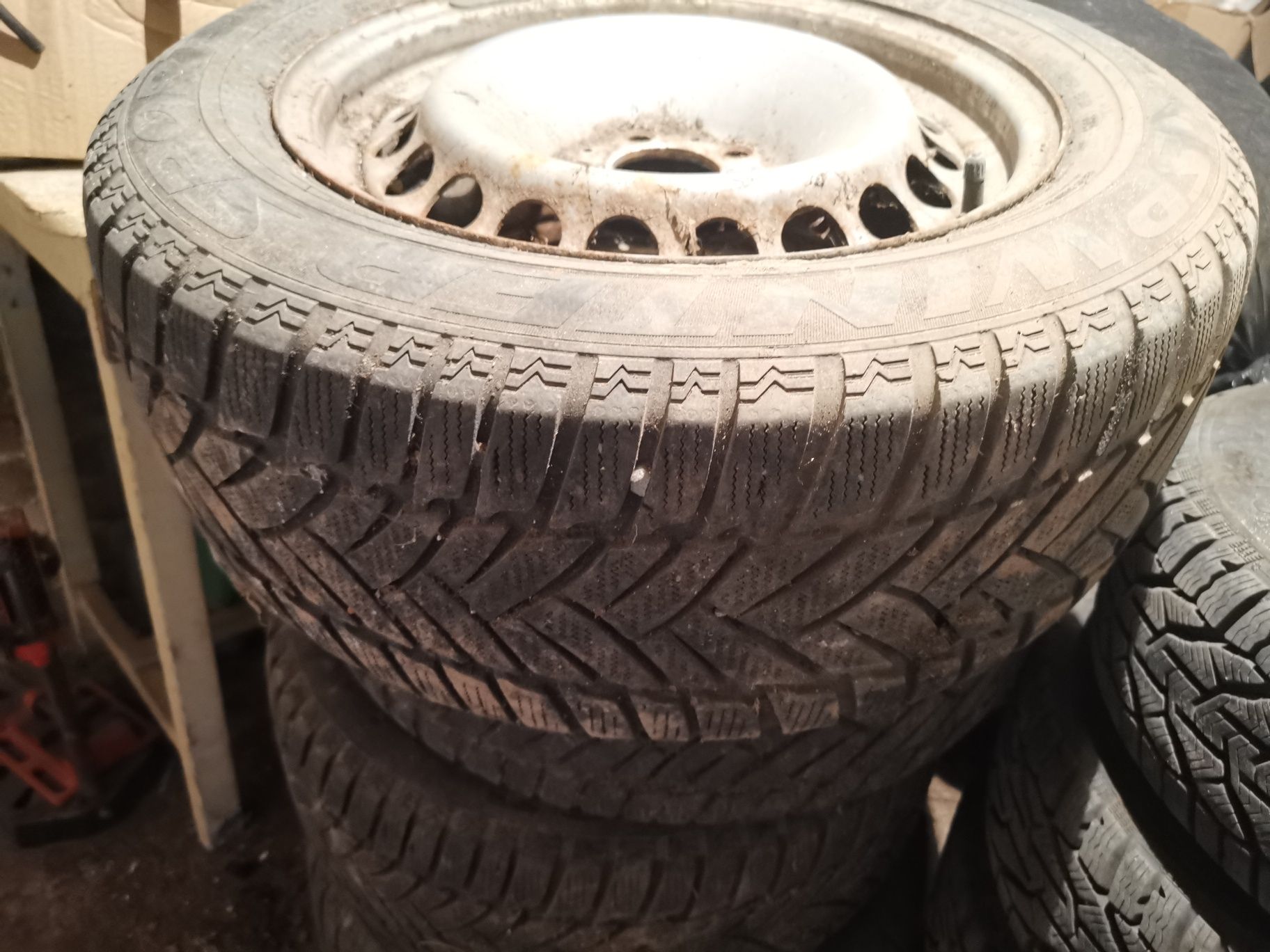 Джанти с гуми DUNLOP 225/55 R16