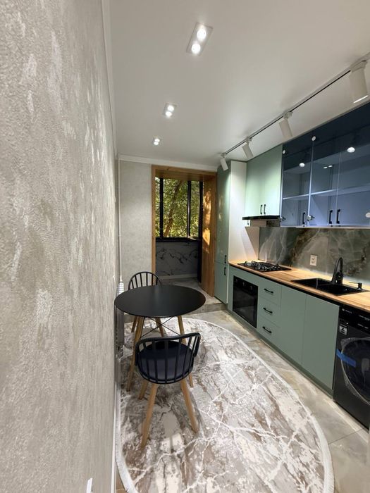 Космонавты Юнус Раджаби 1/3/4 новый евро пемонт