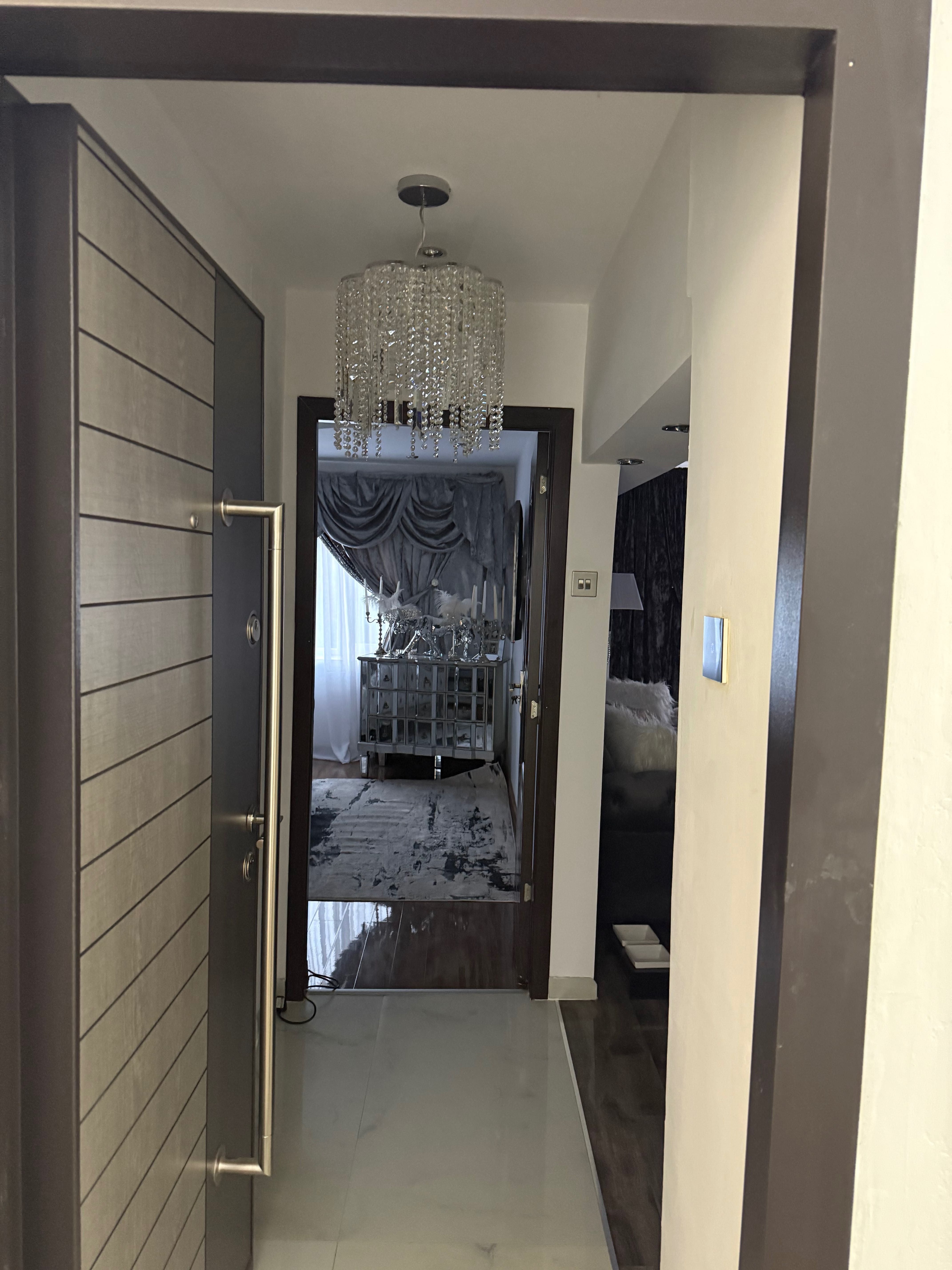 Apartament cu 2 camere de vanzare in orasul Aninoasa  jud Hunedoara