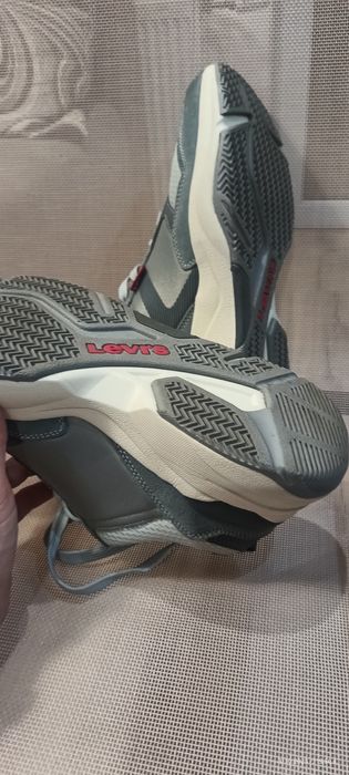 Мъжки маратонки Live's