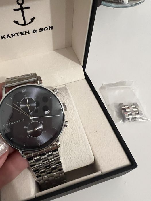 Изискан класически немски часовник с метална каишка Kapten & Son