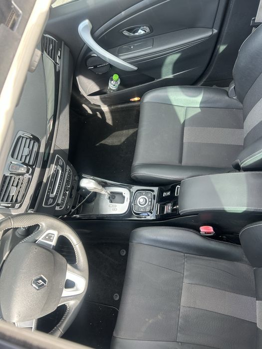 Dezmembrez piese renault megane 3 1.5dci-1.2tce bose,RLink,xenon,Led