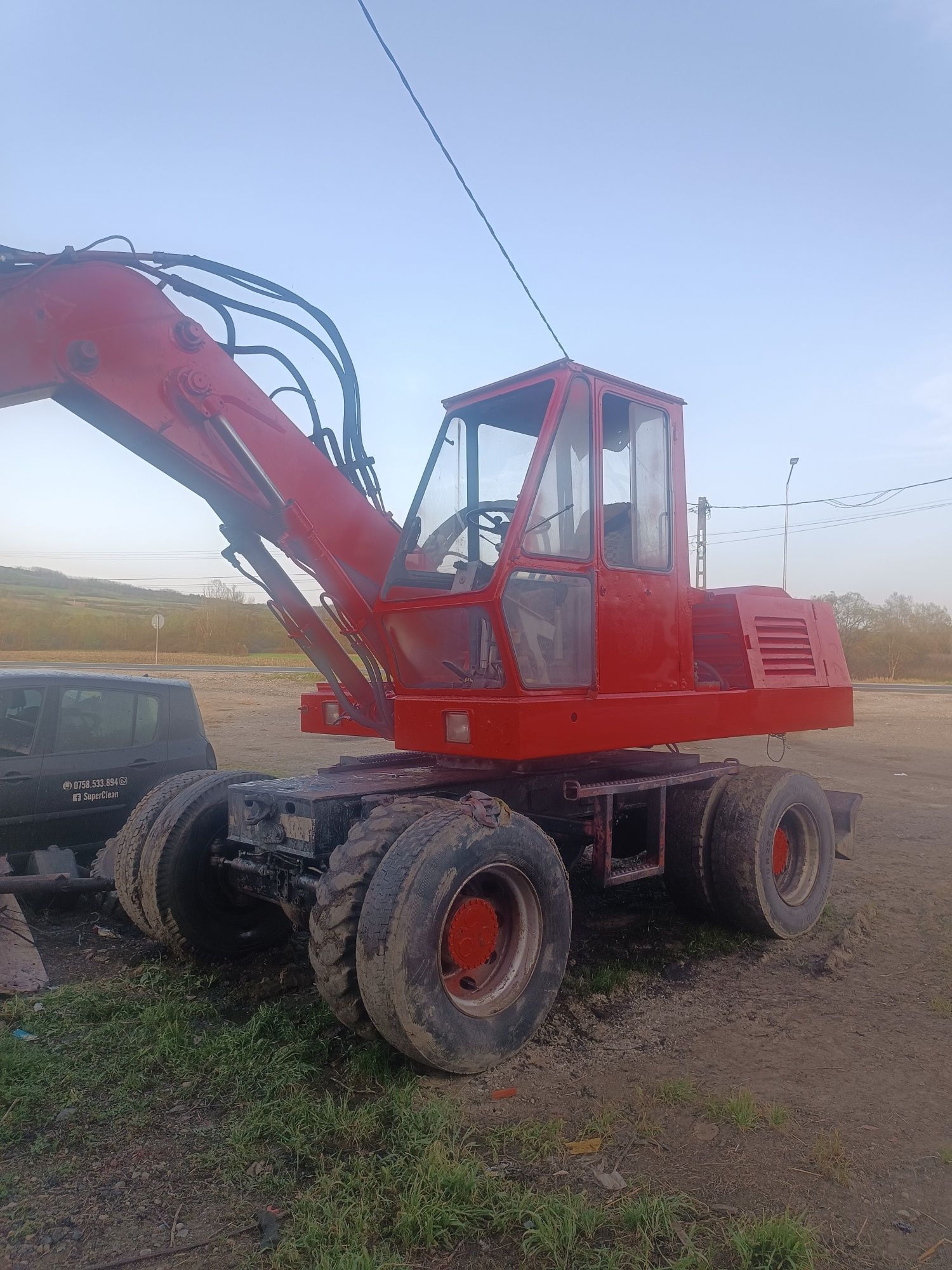 Vând excavator O&K