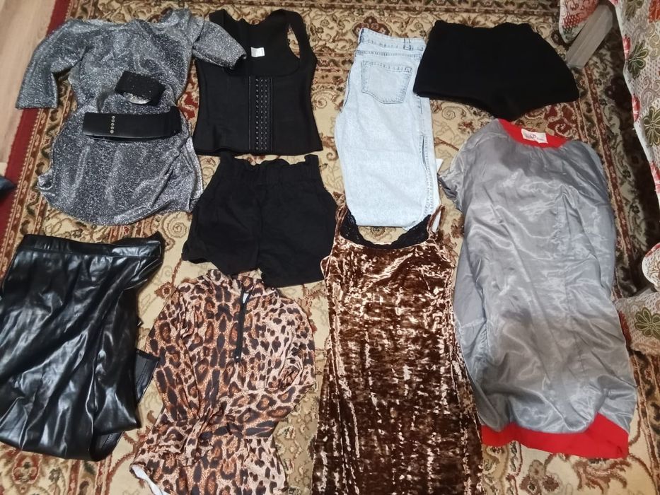 Продам женские вещи