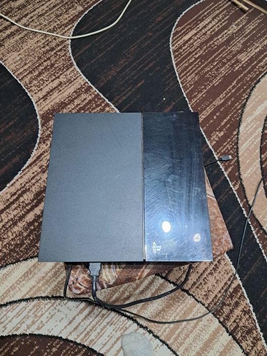 Vand ps 4 950 lei cu negocieri mici .