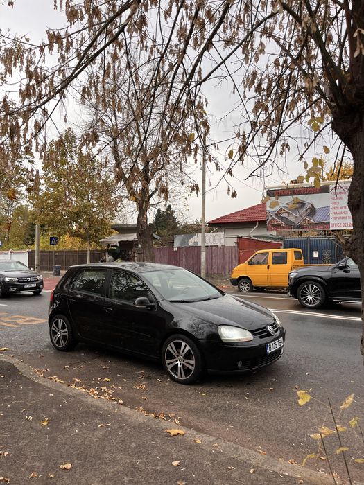 W Golf 5 din 2006 motor 1.6 benzina + GAZ OMOLOGAT