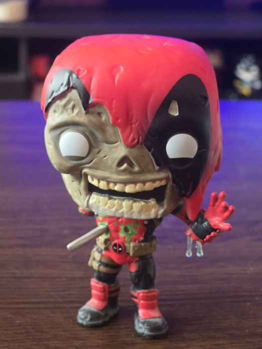 Funko Pop! Marvel Zombies - Zombie Deadpool Vinyl