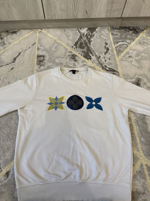 Блуза на Louis Vuitton
