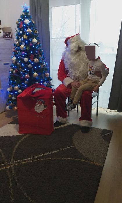 Mos Craciun de inchiriat