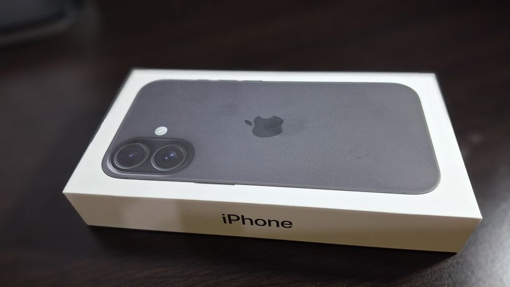 Iphone  16 128 GB  Negru