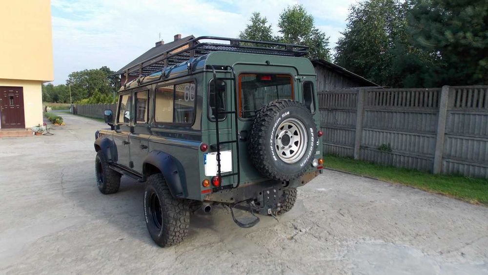 Scara LAND ROVER DEFENDER din OTEL pentru partea din spate