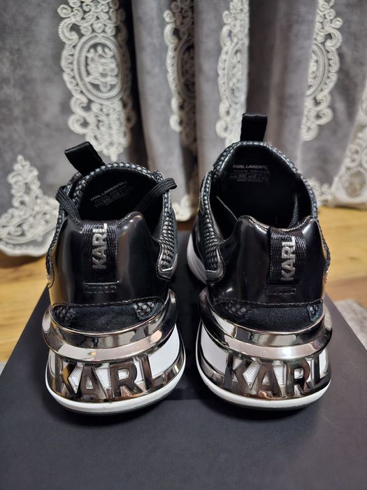 Snikersi Karl lagerfeld originali