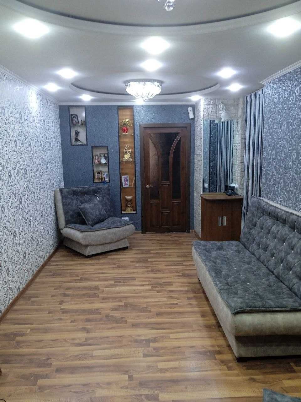 Chilonzor 26  Uch tepa Nalogoviy yonida 3 xonali kvartira sotiladi