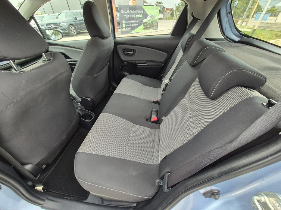 TOYOTA YARIS 1.5 BENZINA HYBRID / 2015 / EURO 6 / Navigatie / Camera /