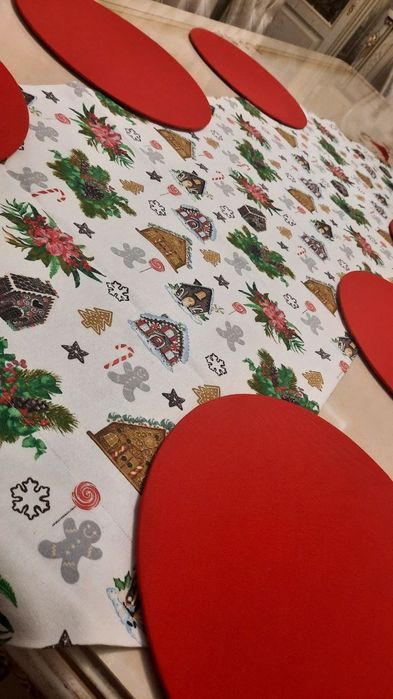 Новогоднее настроение Подарок Скатерт Раннер Подтарельники