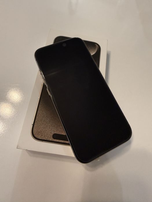 Vand iphone 15 pro ,Natural Titanium ,128 GB