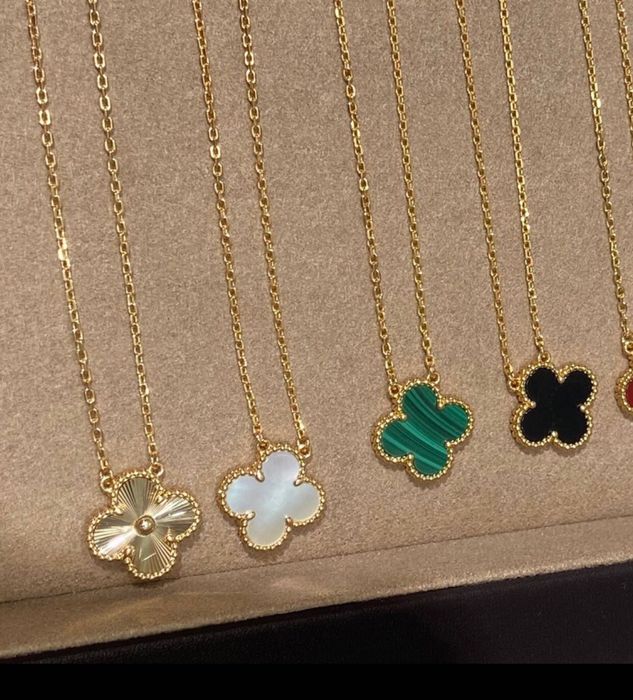 Van Cleef & Arpels позлатено колие