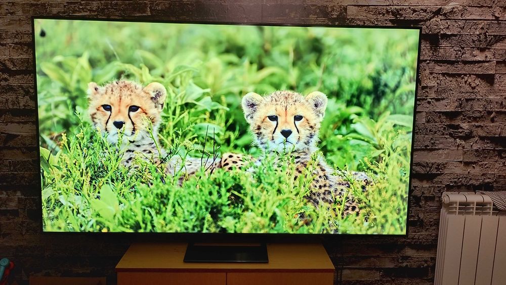 Samsung 75" AU9072, VRR, HDR, 4K