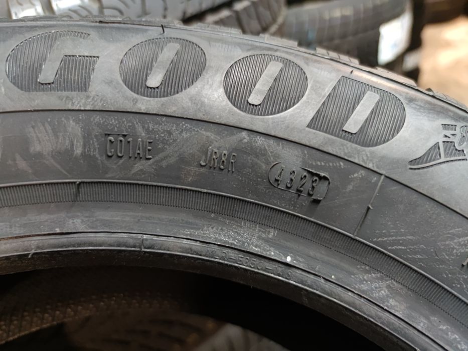 Нови Зимни гуми 195 65 15 - Goodyear