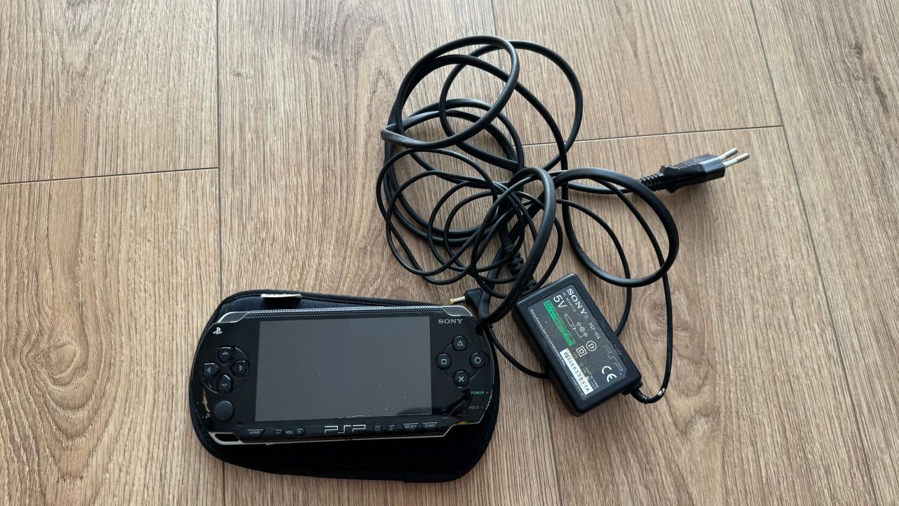Playstation Portable PSP 1004 modat
