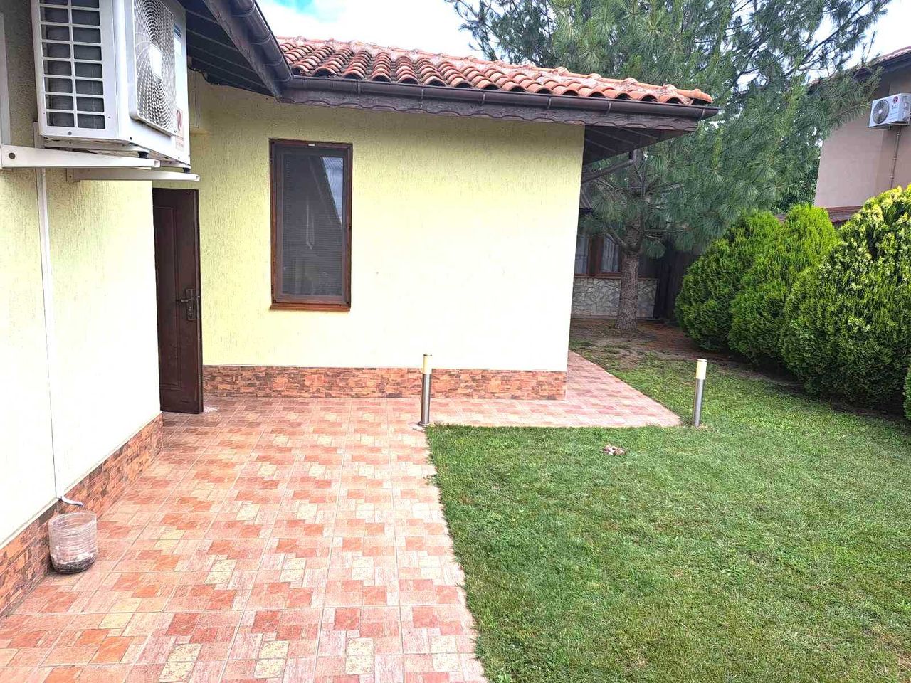 Продава се Къща в с. Близнаци, Област Варна - 166 кв.м за 1380 €/кв.м - Снимка #15