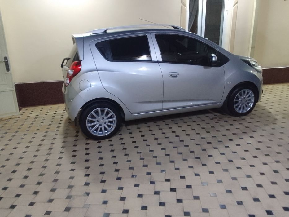 Spark sotiladi aftamat idiyal xolatda