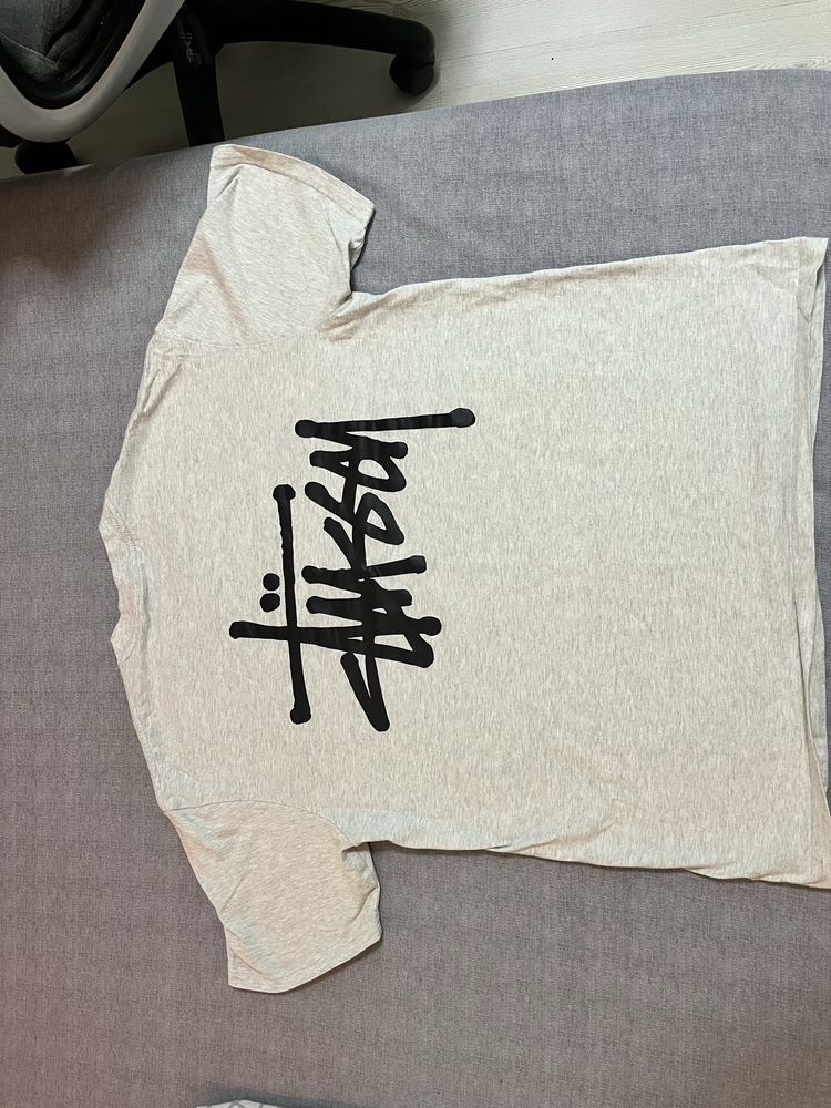 сива STUSSY тениска