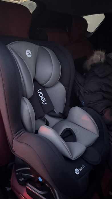 Продам новый автокресло