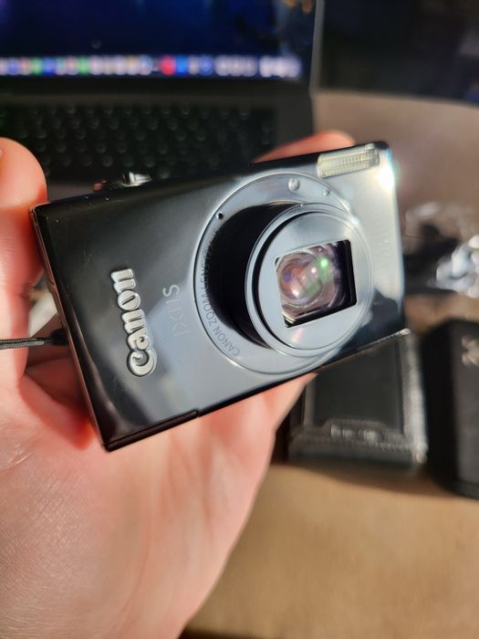 Canon Ixus 510 HS WiFi/10 mpx/12 optical zoom отличен