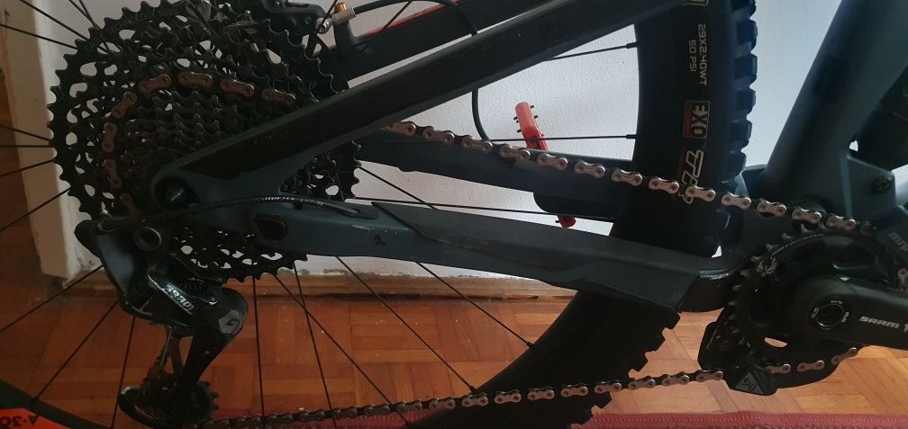Cube stereo 150 de carbon full kashima