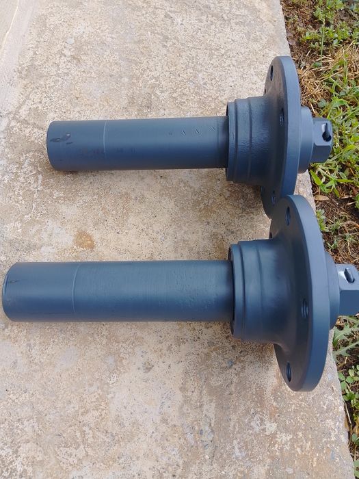 Butucii remorci carute