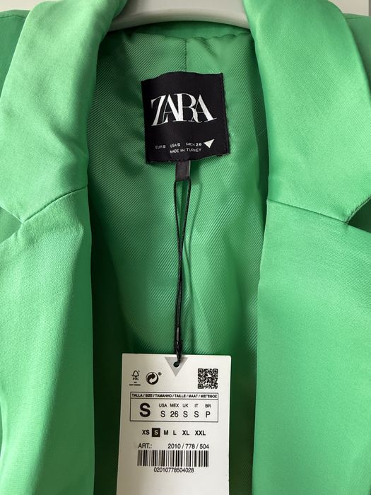 Sacou Zara nou, cu eticheta