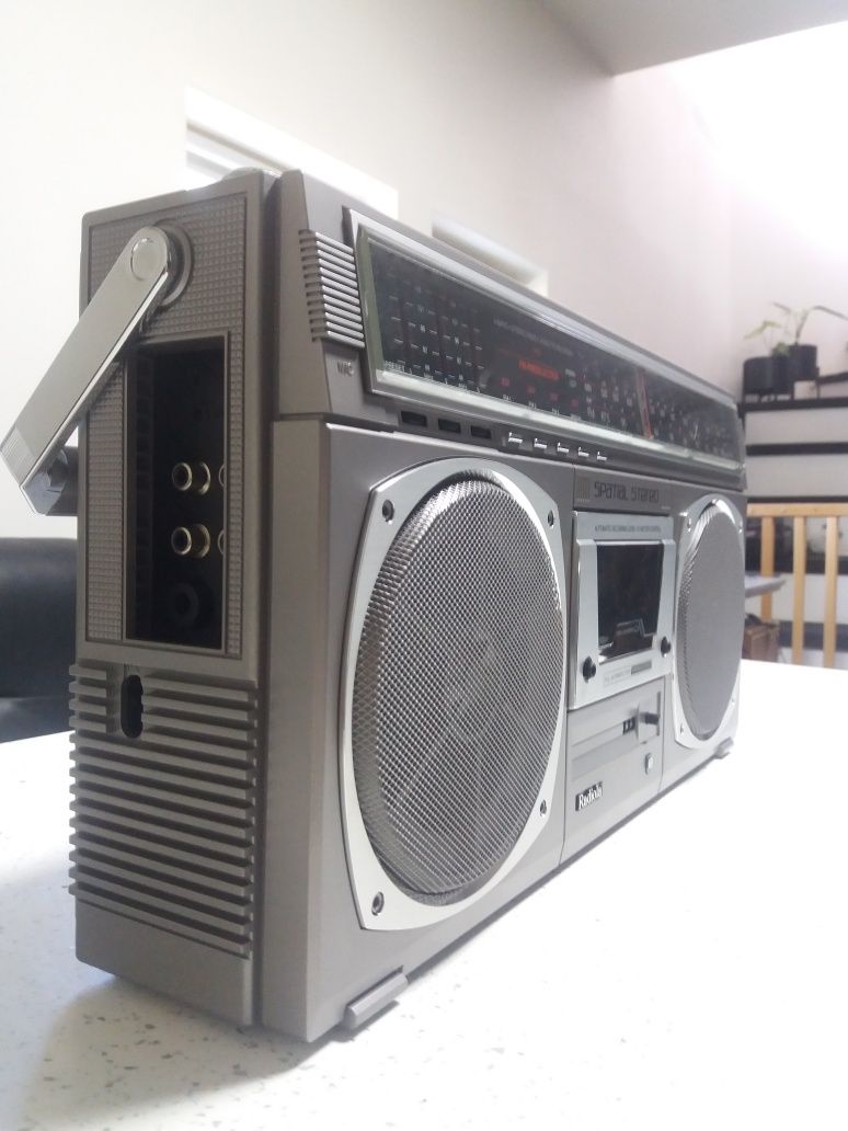 Radio casetofon Radiola (Philips) D8419 NOU